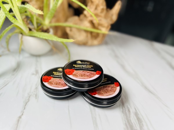 Bali Botanical Gentle Makeup Dissolver